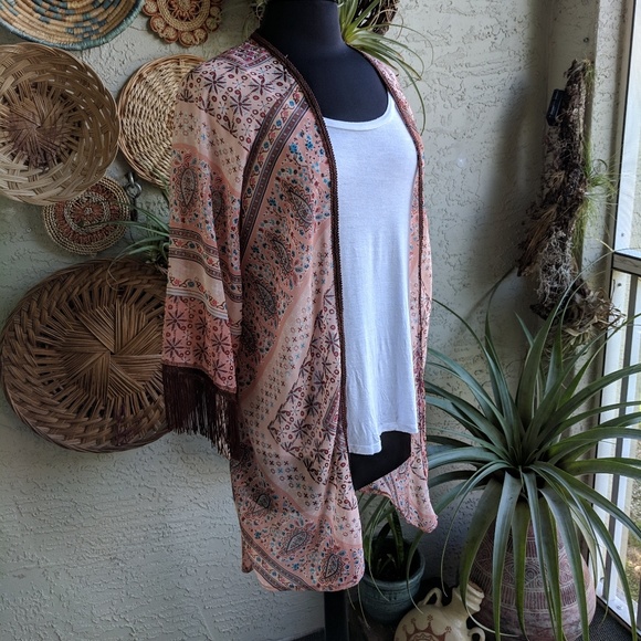 American Rag Tops - American Rag S / M fringe boho kimono EUC